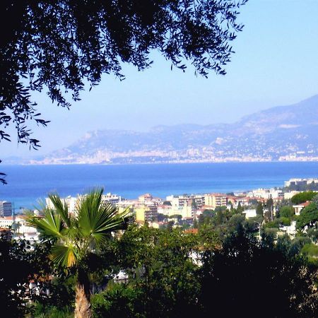 Le Gardenie Da Fil Bed & Breakfast Bordighera Bagian luar foto