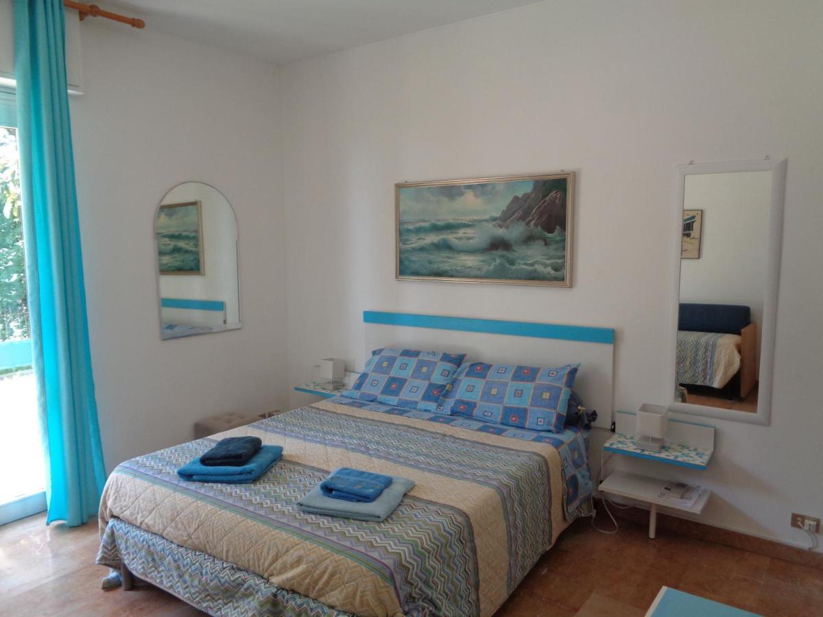 Le Gardenie Da Fil Bed & Breakfast Bordighera Bagian luar foto